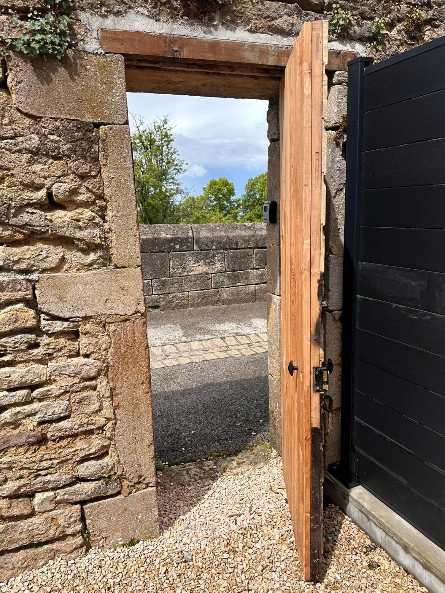 Ferienwohnung Les Remparts Langres Exterior foto